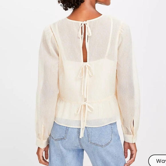 NWT Loft feather print tie back peplum blouse Cream Blouse size small - Picture 3 of 11